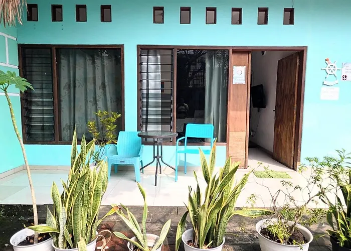 Homey Guesthouse Kertajaya  Surabaya